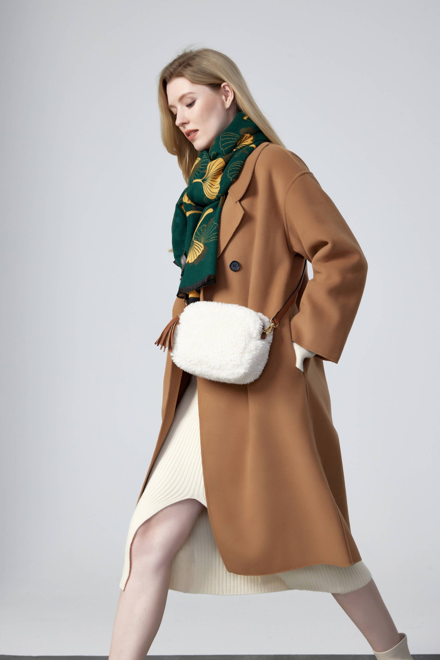 Georgette Shearling & Leather Tassel Camera Bag by Clemés