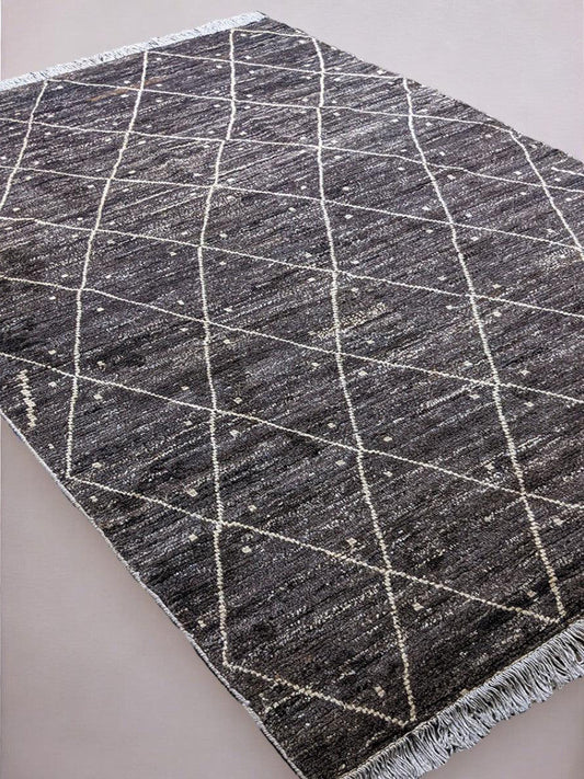 Amara Hand Knotted Rug - 272 x 156 cm