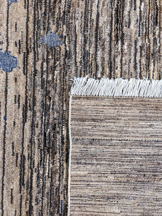 Sculpture Hand Knotted Rug - 247 x 159 cm