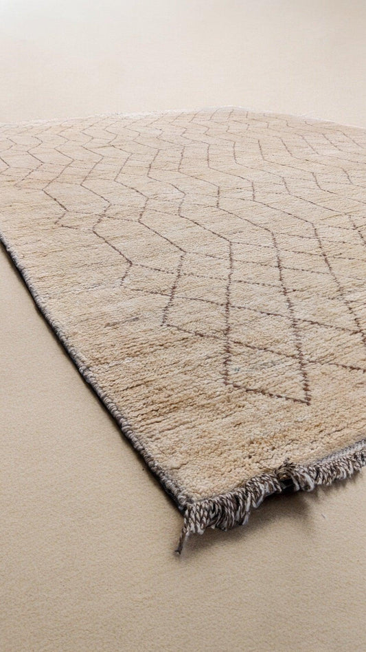 Bazm Hand Knotted Rug - 278 x 189 cm