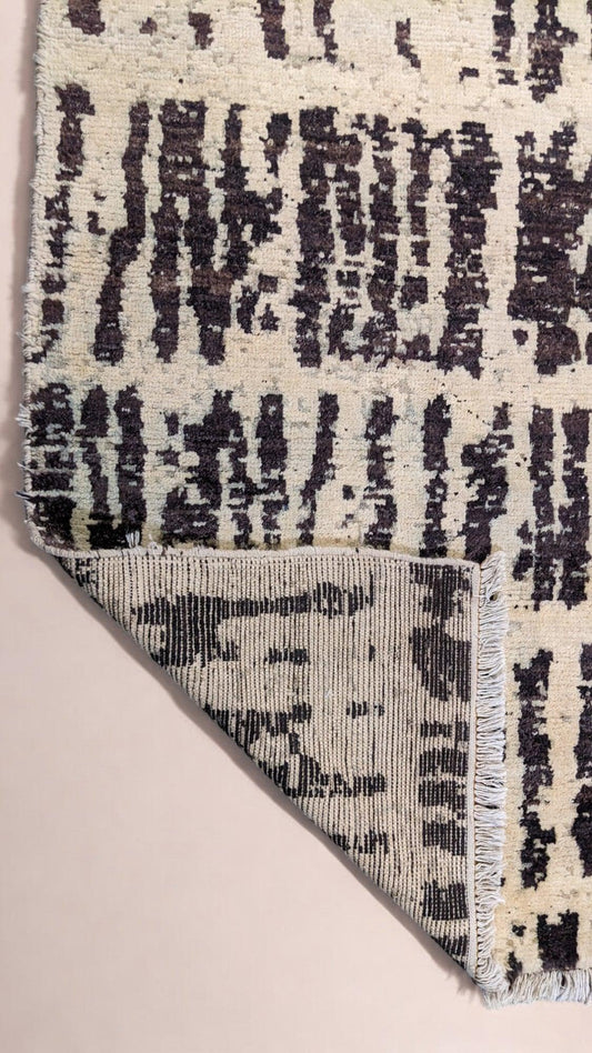 Tuareg Hand Knotted Rug - 305 x 244 cm