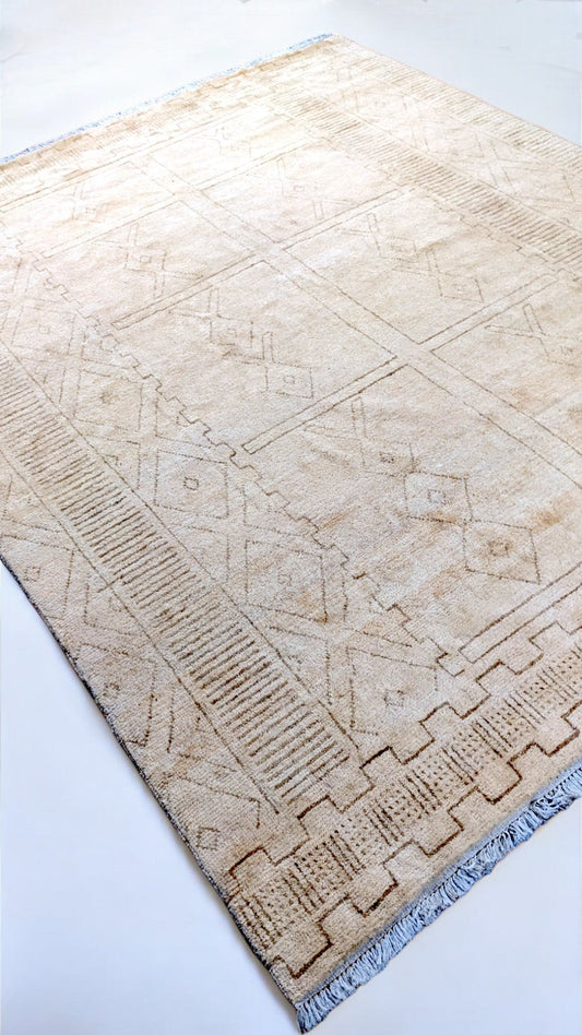 Florea Hand Knotted Rug - 314 x 253 cm
