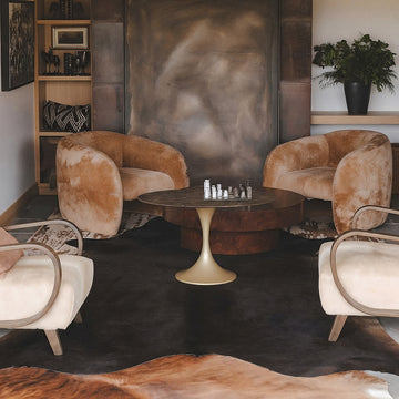 Natural Brazilian Cowhide 218 x 236 cm