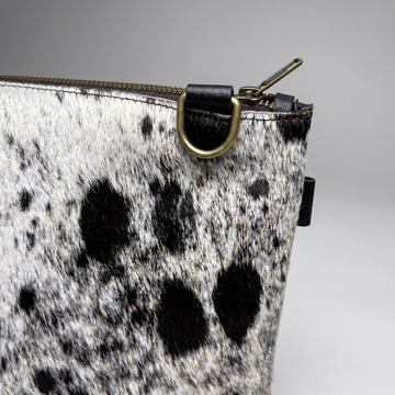 Natural Cowhide Double-Sided Crossbody Bag, Medium (23 x 21 cm)