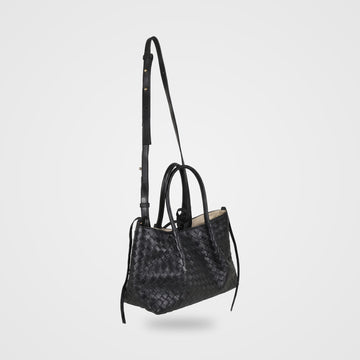 Ornella woven leather bag in Black worn crossbody with detachable strap