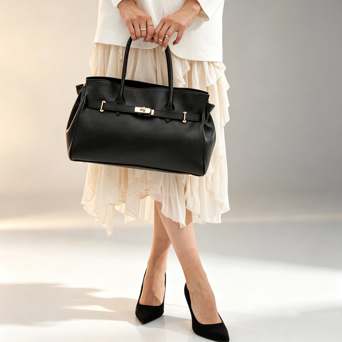 Zoe Leather Tote by Clemés