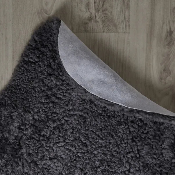 Natural Curly Sheepskin Rug, Black