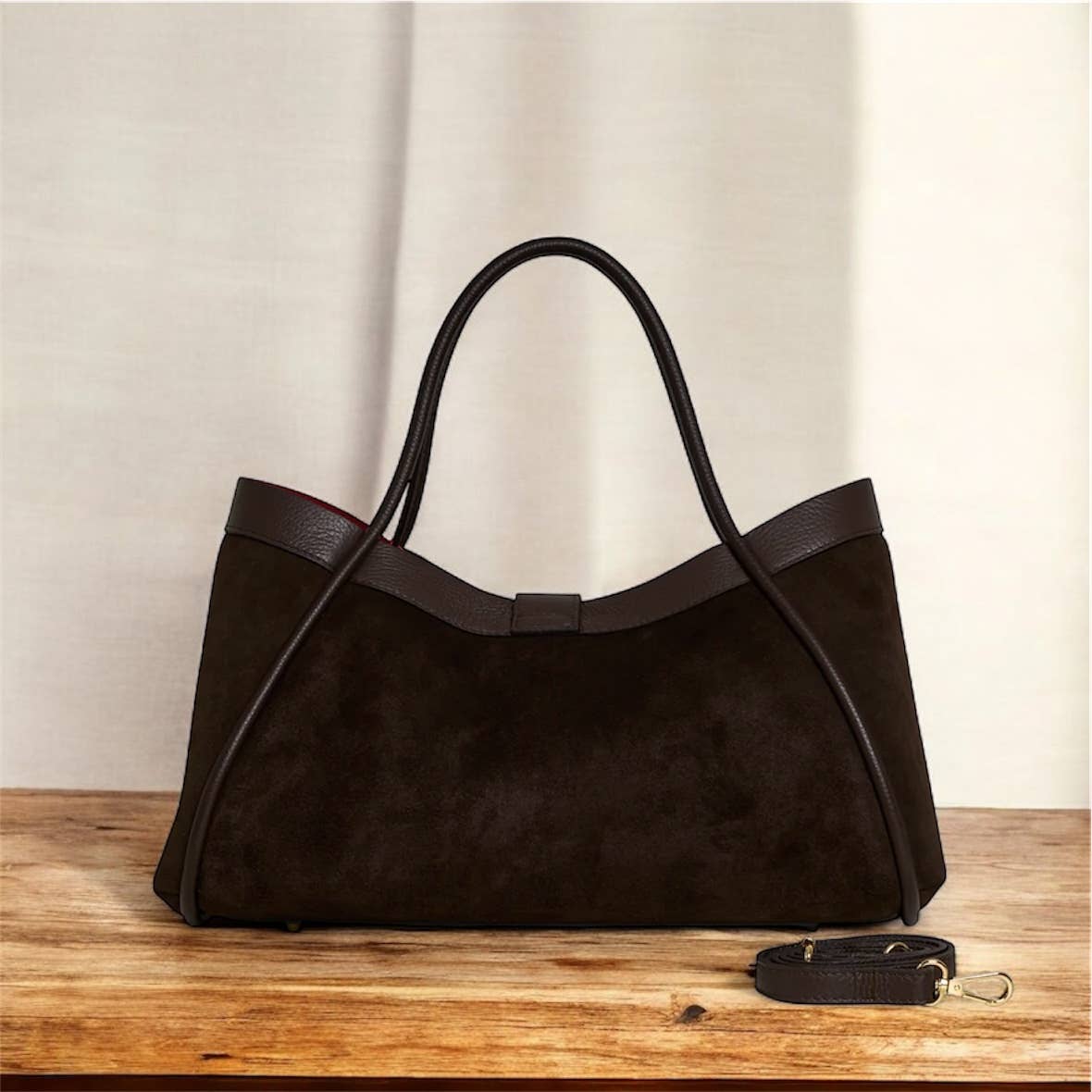 Bianca Suede Handbag by Clemés