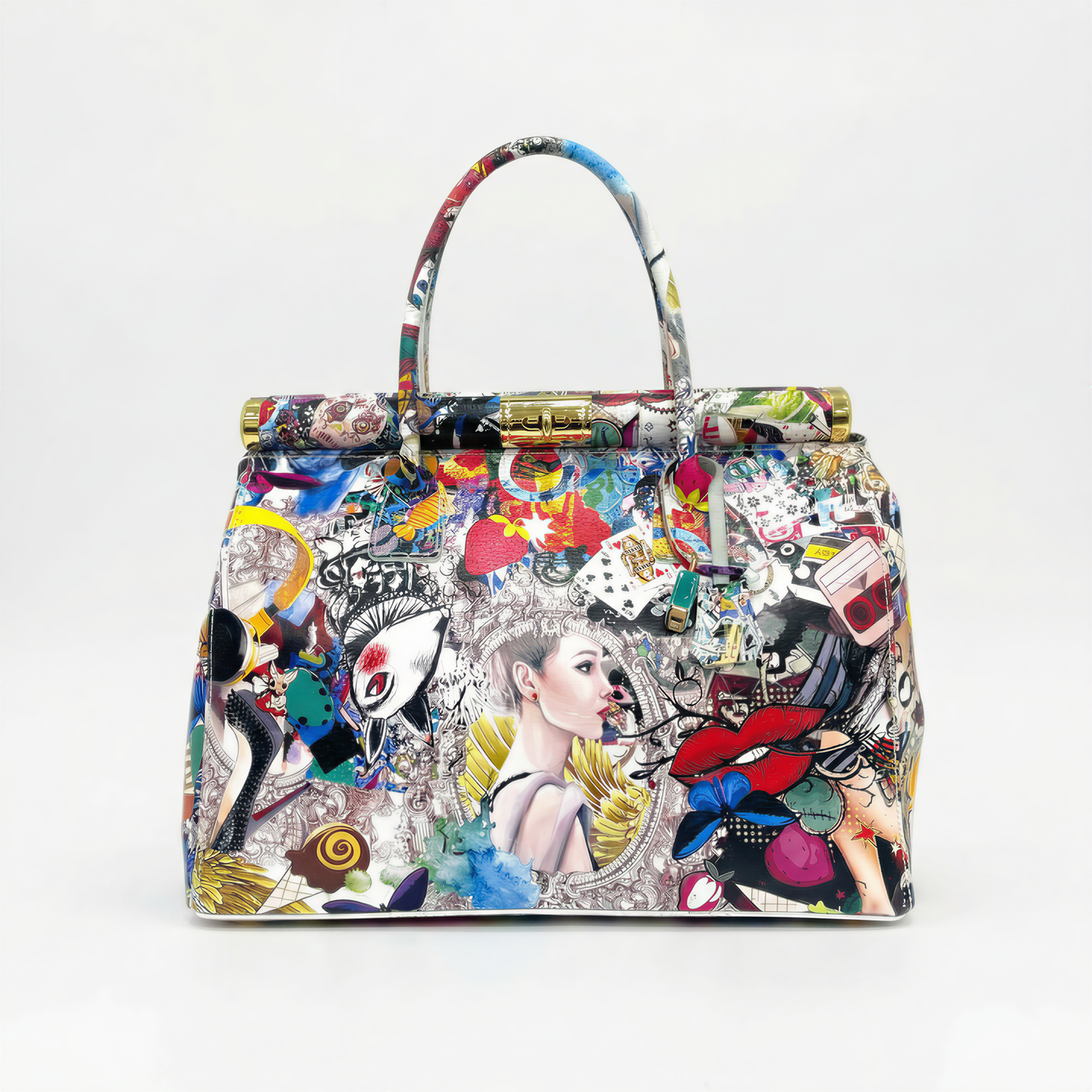 Dalia Vogue leather top-handle bag - street corner lifestyle