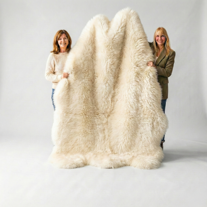 Sexto Sheepskin, L180 x W150 cm, X-Large, Ivory