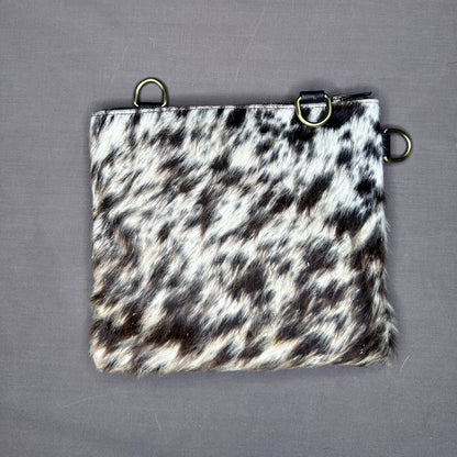 Natural Cowhide Double-Sided Crossbody Bag, Medium (23 x 21 cm)