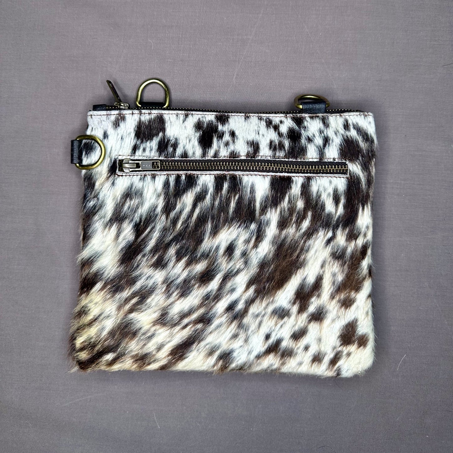 Natural Cowhide Double-Sided Crossbody Bag, Medium (23 x 21 cm)