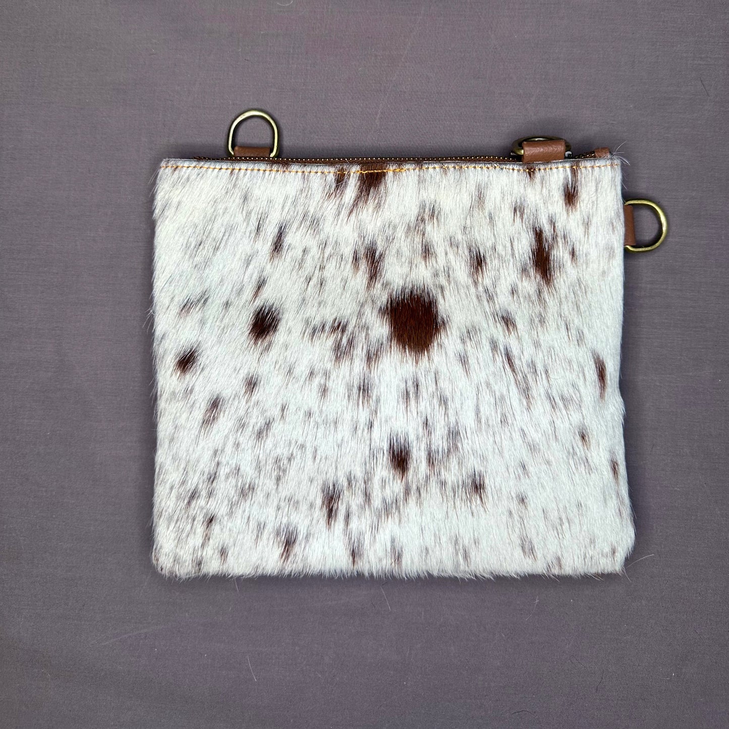 Natural Cowhide Double-Sided Crossbody Bag, Medium (23 x 21 cm)