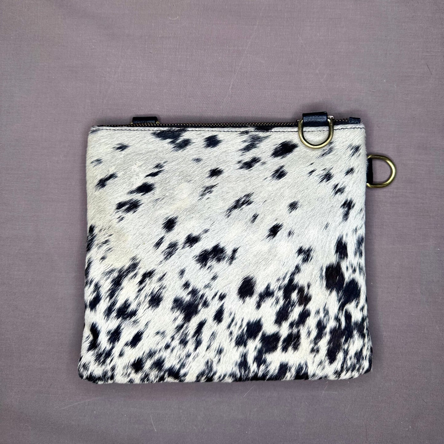 Natural Cowhide Double-Sided Crossbody Bag, Medium (23 x 21 cm)