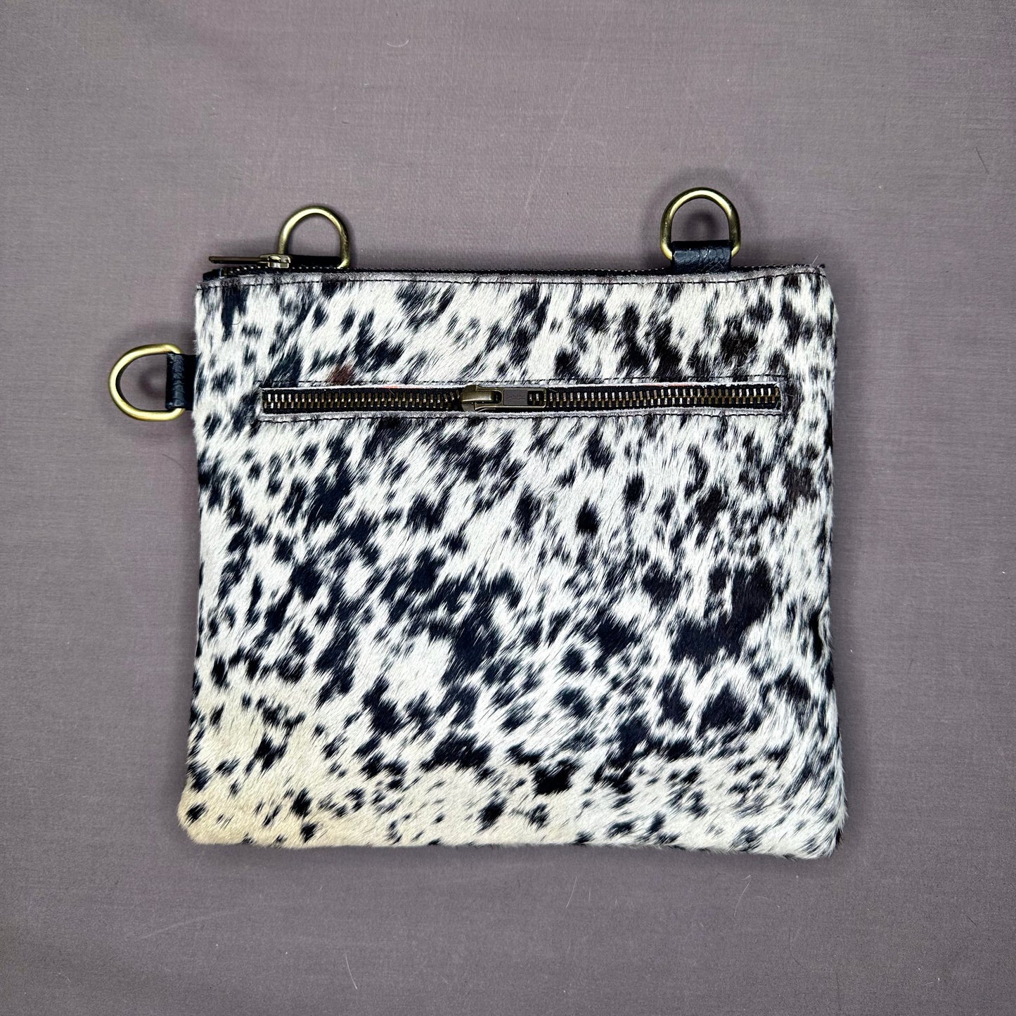 Natural Cowhide Double-Sided Crossbody Bag, Medium (23 x 21 cm)