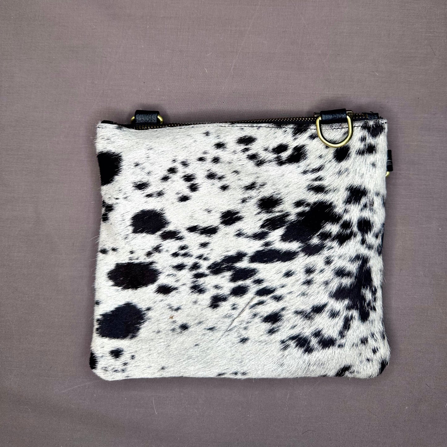 Natural Cowhide Double-Sided Crossbody Bag, Medium (23 x 21 cm)