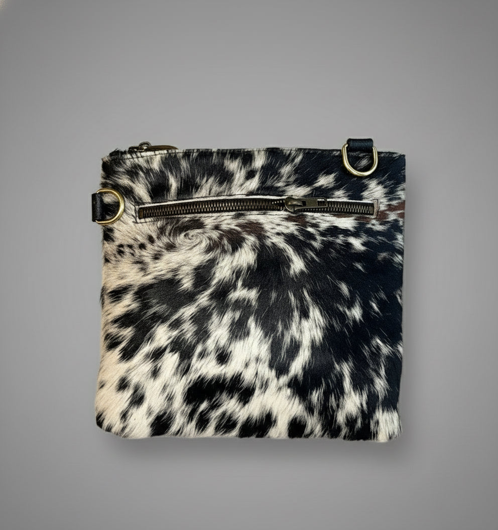 Natural Cowhide Double-Sided Crossbody Bag, Medium (23 x 21 cm)