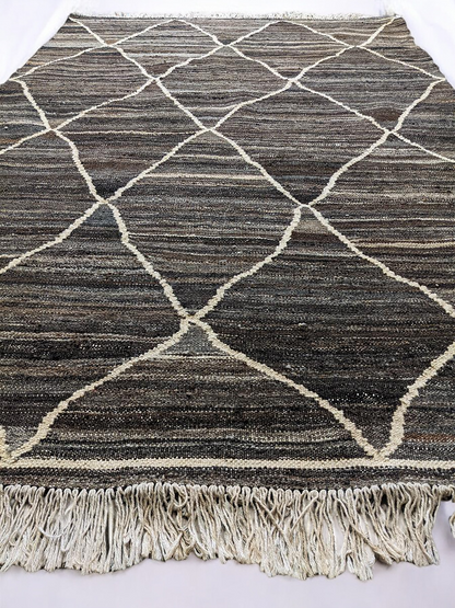 Zarifa Flatweave Rug - 183 x 132 cm
