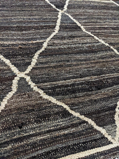 Zarifa Flatweave Rug - 183 x 132 cm