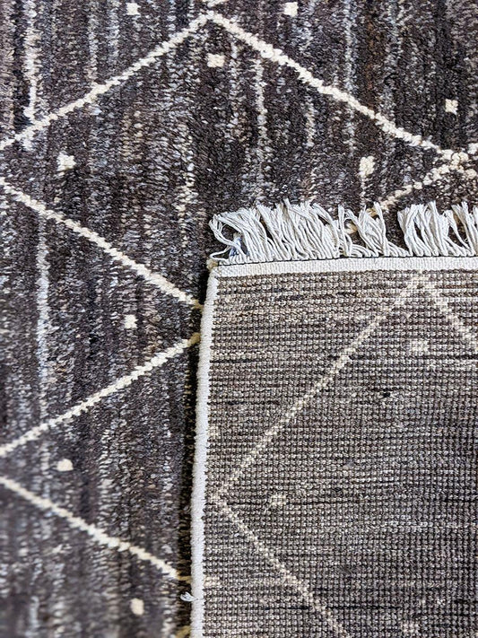 Amara Hand Knotted Rug - 272 x 156 cm