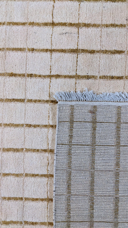 Stormy Hand Knotted Rug - 302 x 250 cm