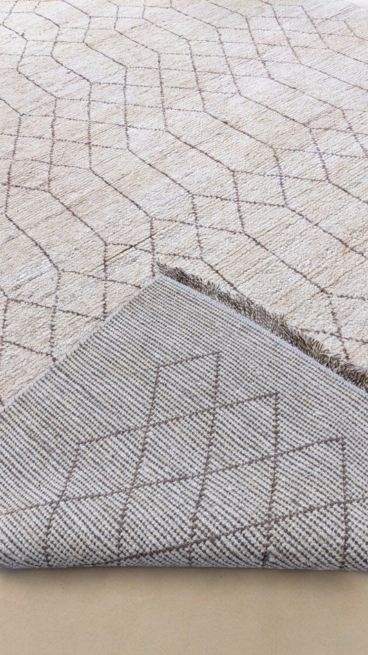 Bazm Hand Knotted Rug - 278 x 189 cm