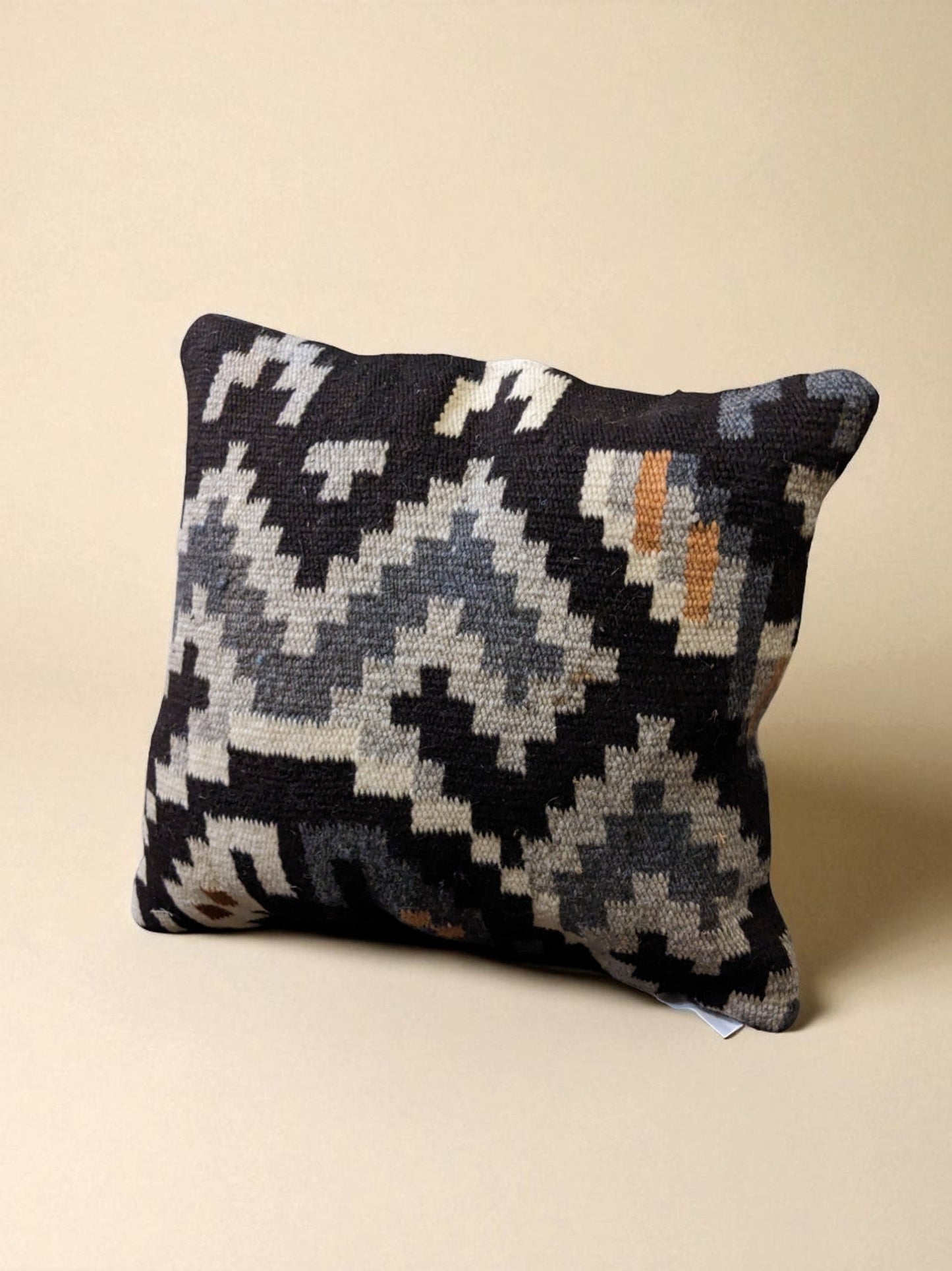 Turkish Kilim Vintage Cushion Cover - 40 x 40 cm
