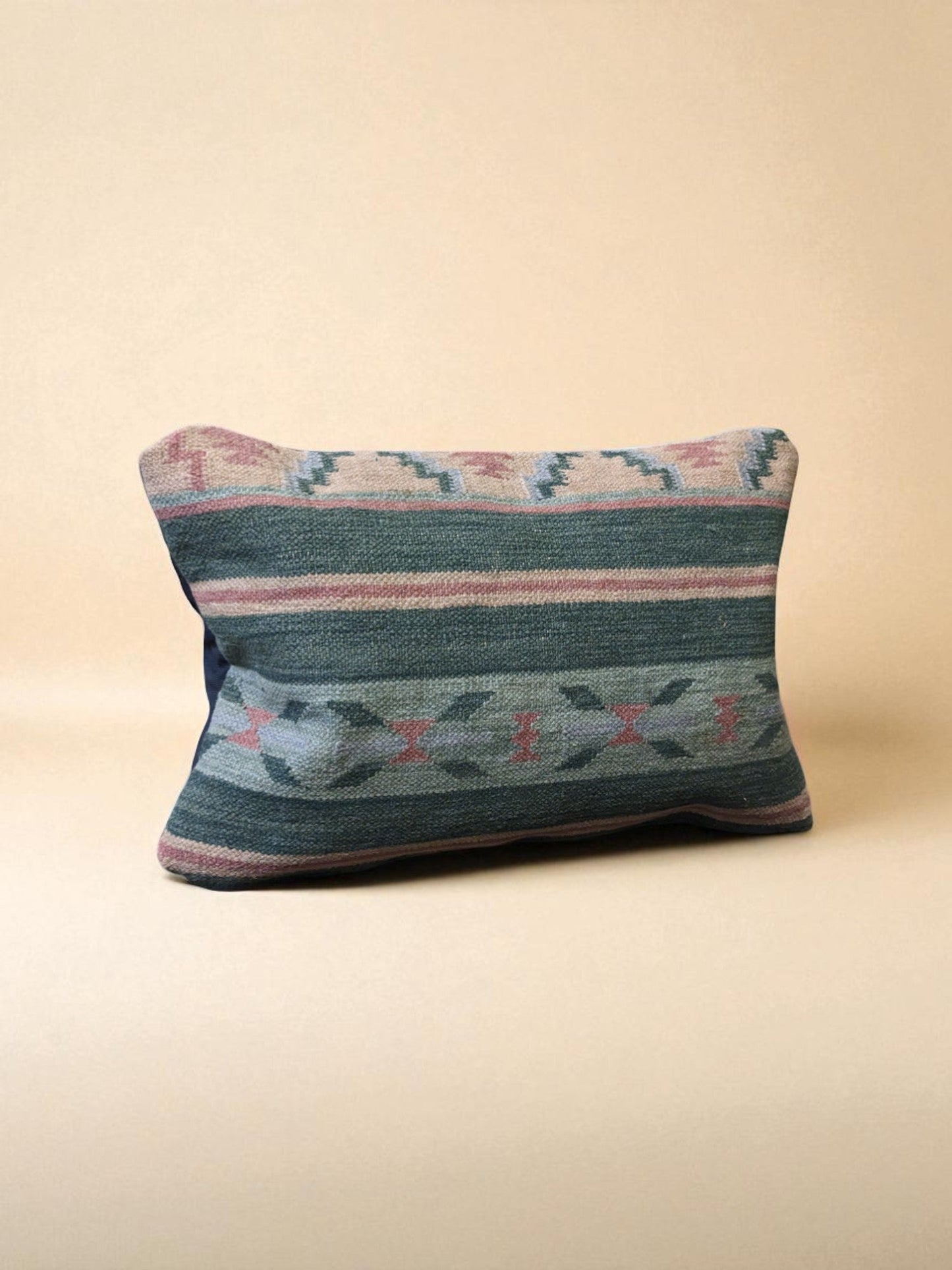 Turkish Kilim Vintage Cushion Cover - 59 x 40 cm
