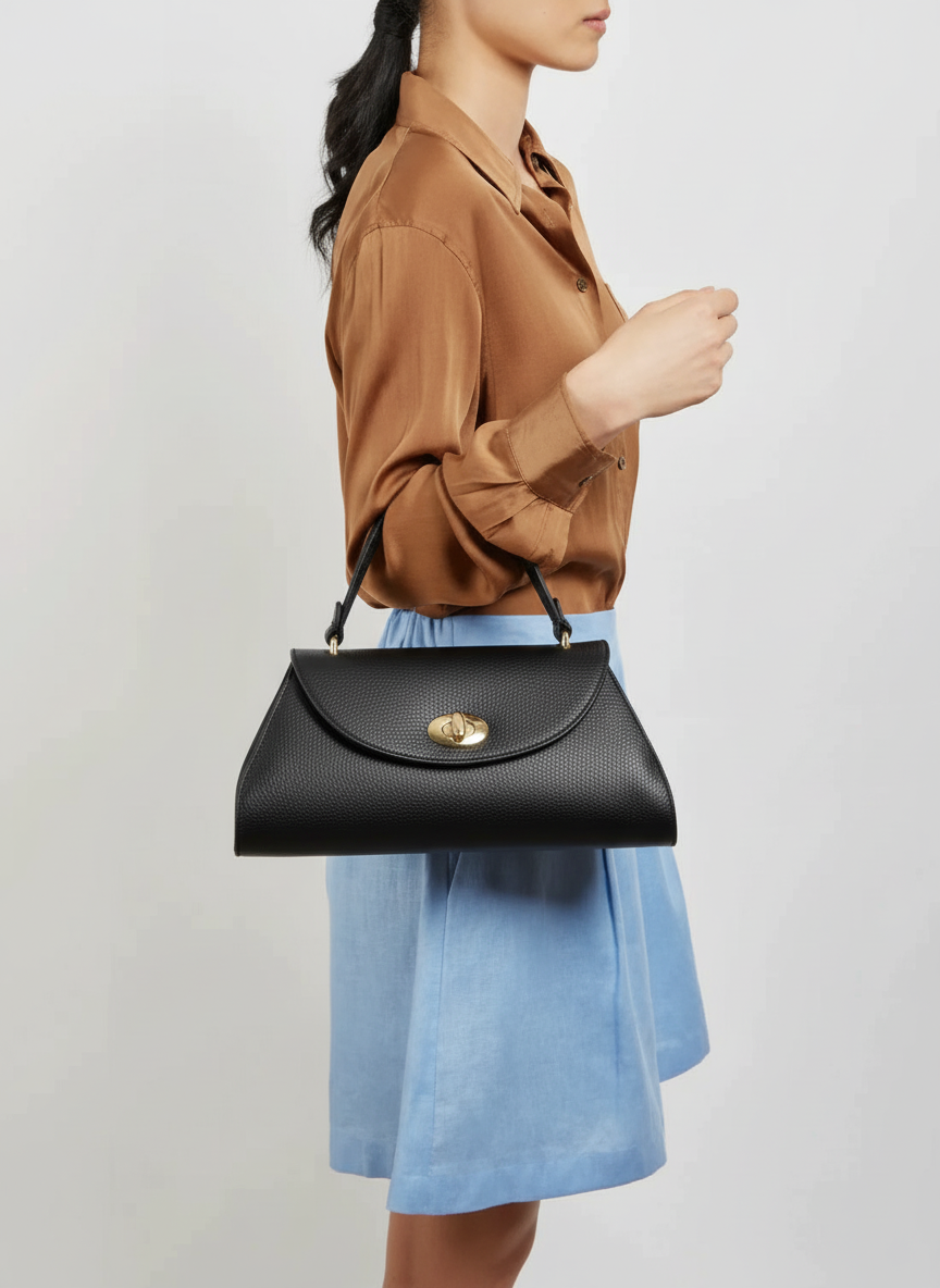Aveline Flap Bag Shoulder Bag by Clemés