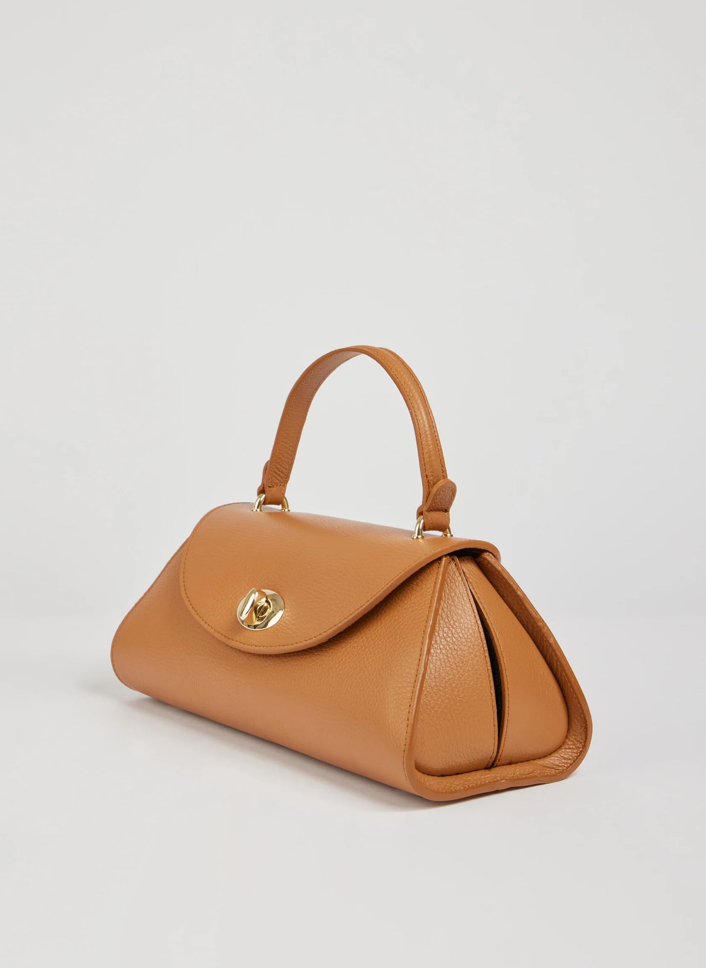 Aveline Flap Bag Shoulder Bag by Clemés