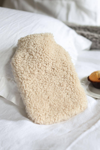 Sheepskin Hot Water Bottle Cover, Swedish Moonlight Cream, 0.8L Medium