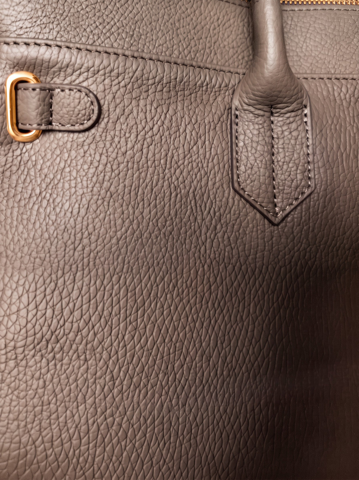 Letizia Light Taupe Calfskin Bag by Clemés – leather and handle-tab detail