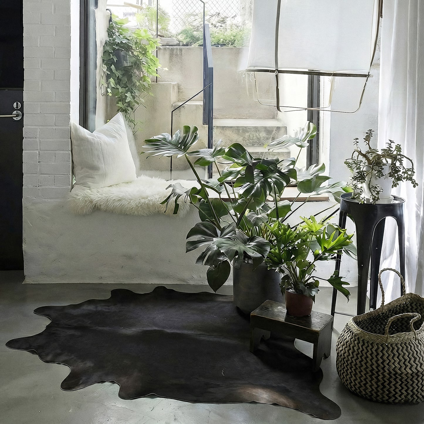Natural Brazilian Cowhide 221 x 244 cm
