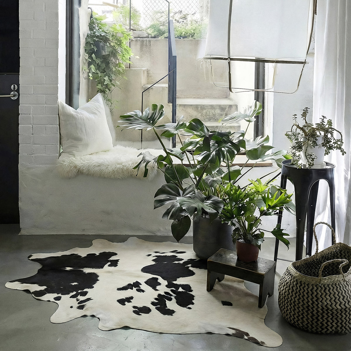 Natural Brazilian Cowhide 198 x 206 cm