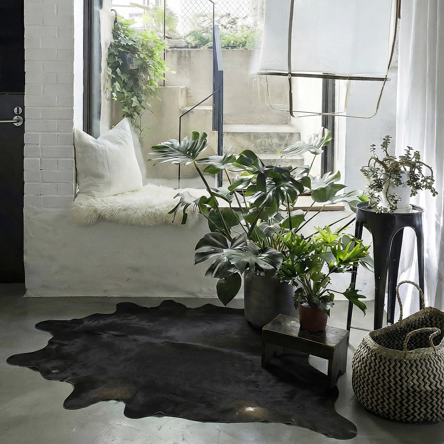 Natural Brazilian Cowhide 218 x 244 cm