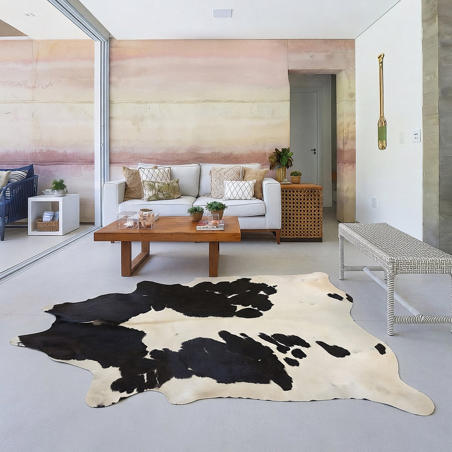 Natural Brazilian Cowhide 203 x 264 cm