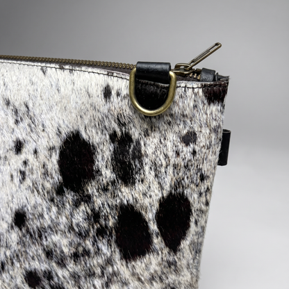 Natural Cowhide Double-Sided Crossbody Bag, Medium (23 x 21 cm)