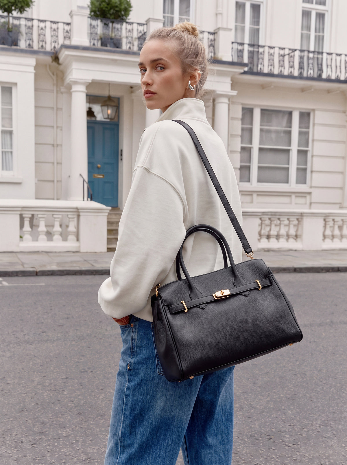 Zoe Leather Tote by Clemés