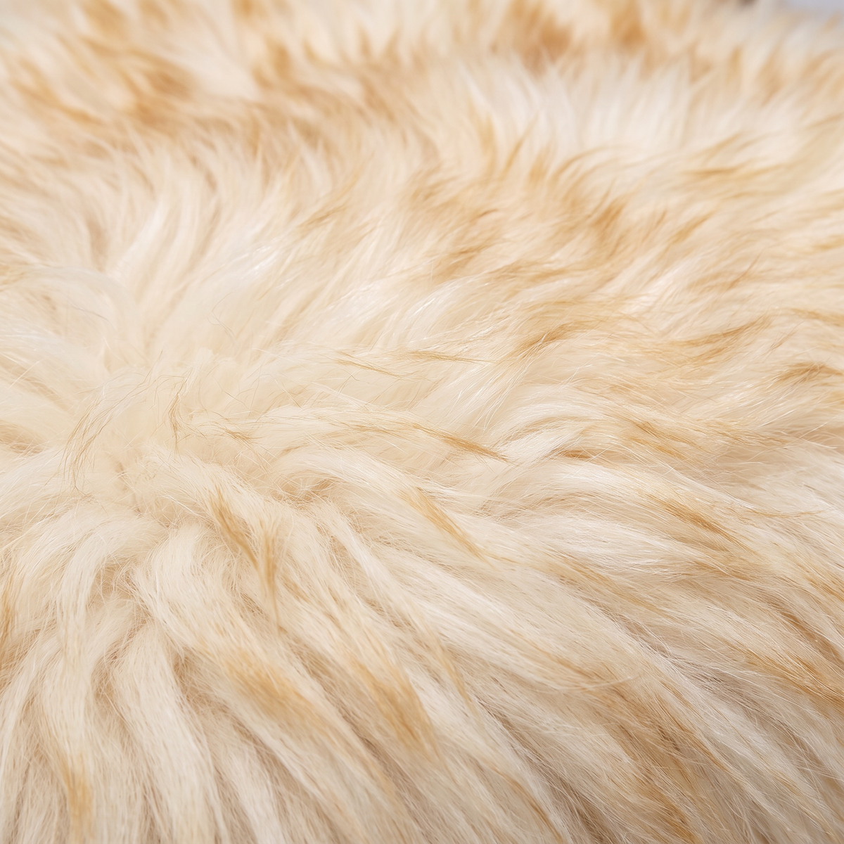Close-up of Dusk long wool sheepskin fibres