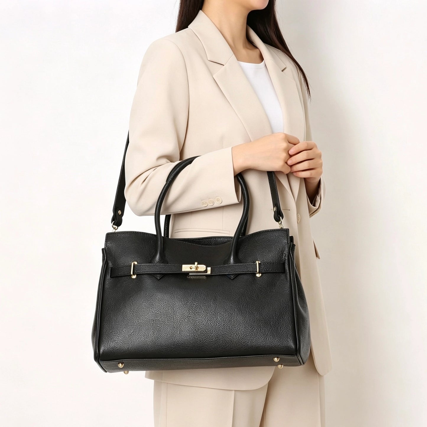 Zoe Leather Tote by Clemés - Black - lifestyle, beige blazer