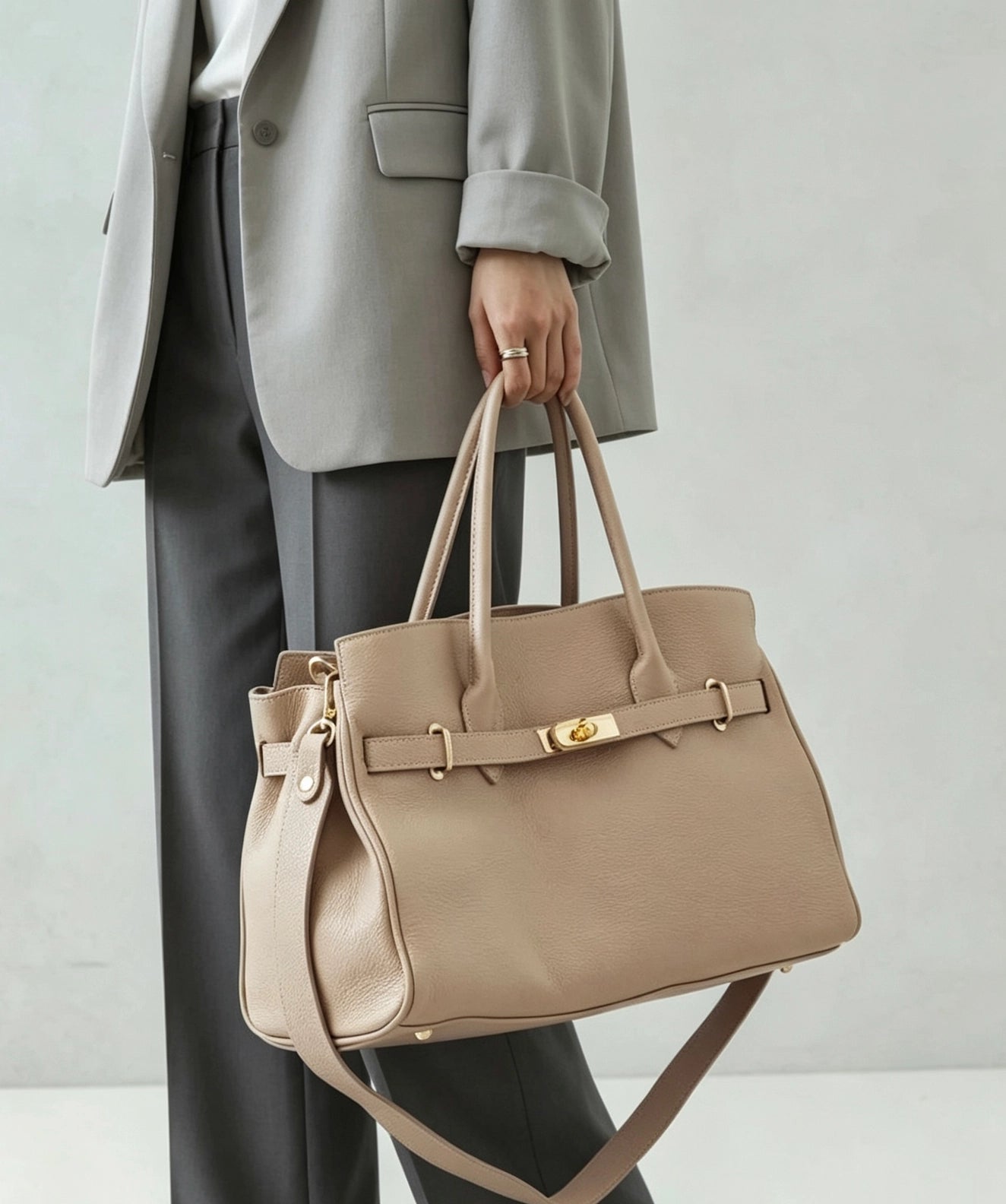 Zoe Leather Tote by Clemés - Milk - lifestyle, grey blazer